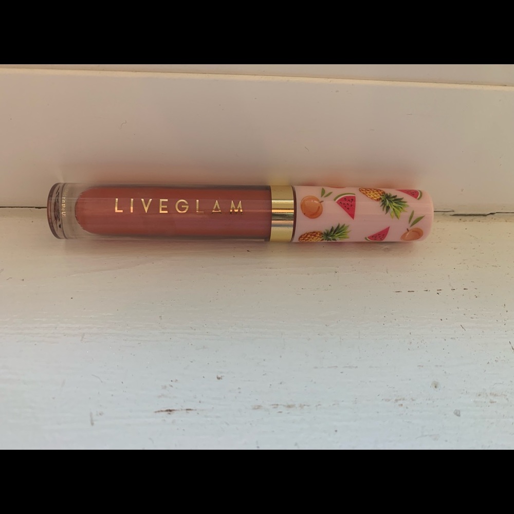 All 3 lipcolors, only swatched them all!